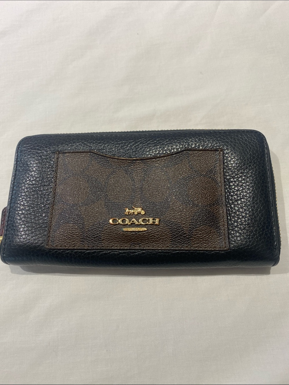 Coach Black and Brown Signature Women’s Zip Wallet with Gold Logo